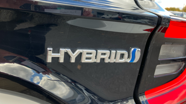 Toyota Yaris 1.5 Hybrid Design 5dr CVT Hybrid Hatchback